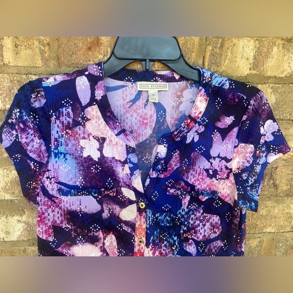 Dana Buchman Colorful Purple Blue Printed Top Women’s Size Small - Picture 3 of 3